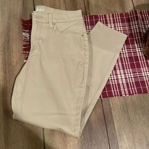 Women’s - Style & Co - Curvy Skinny Leg - Size 2 - ✨New